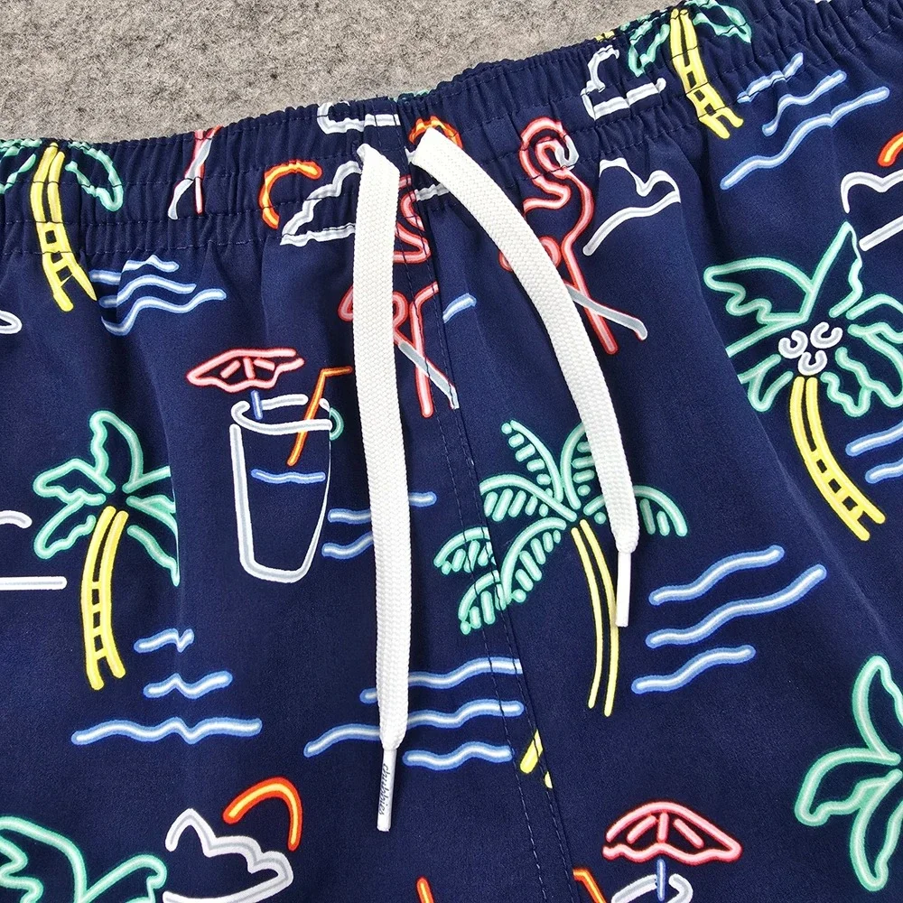 Chubbies Mens Swim Trunks XXL Navy Blue Neon Flamingo Palm Tree 5.5 Inseam Mesh
